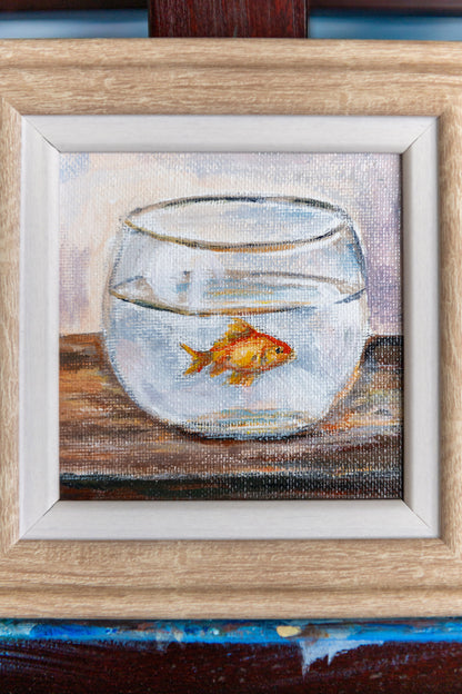 Quiet Observer – Made-to-Order Framed Mini Goldfish Painting